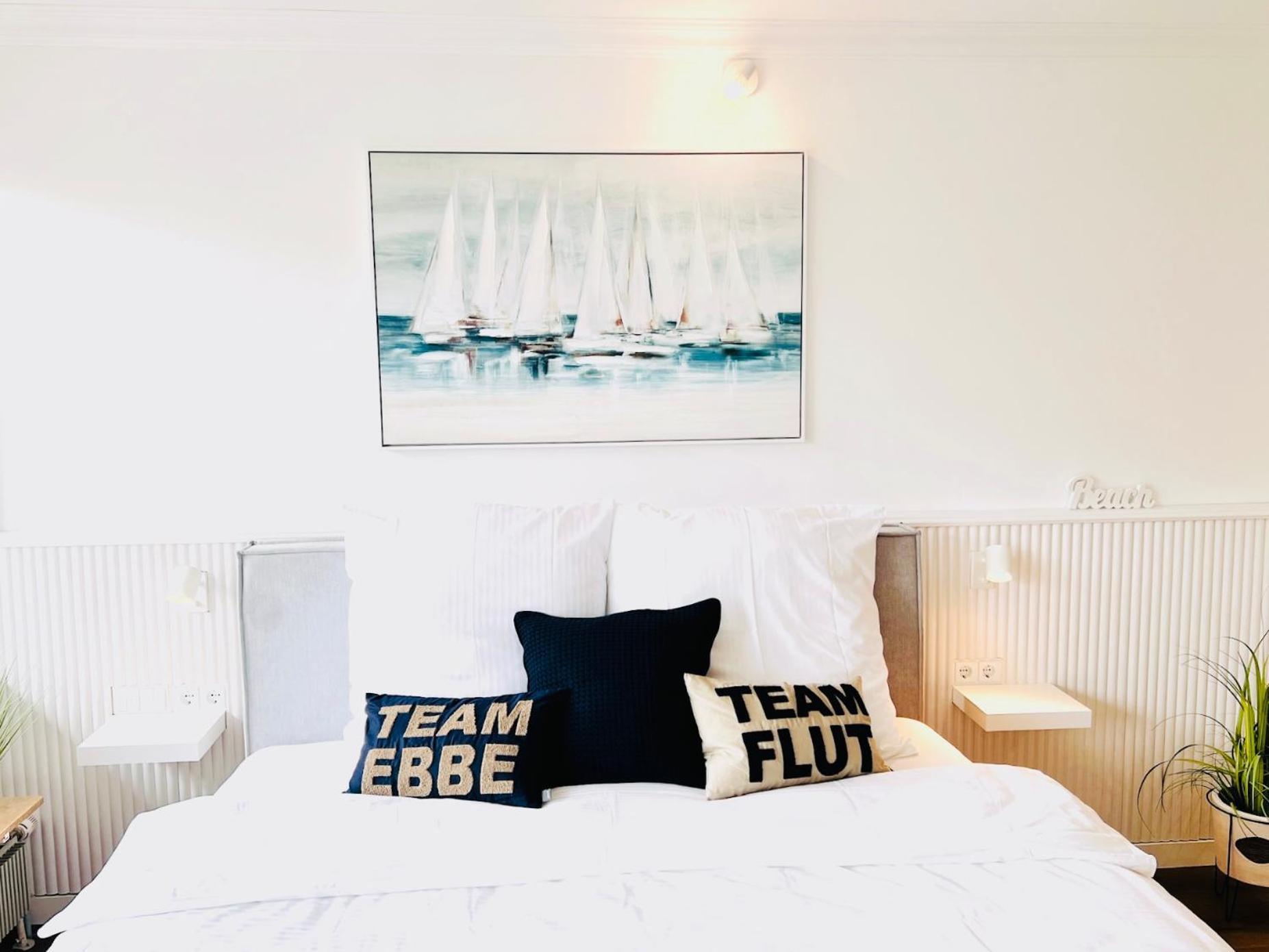 Neu - Frisch Renoviertes Ferienapartment "Waterkant" Бюзум Екстер'єр фото